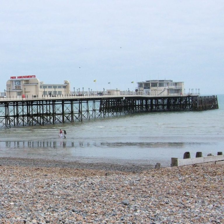 Worthing Pier Worthing Pier on a cloudy day